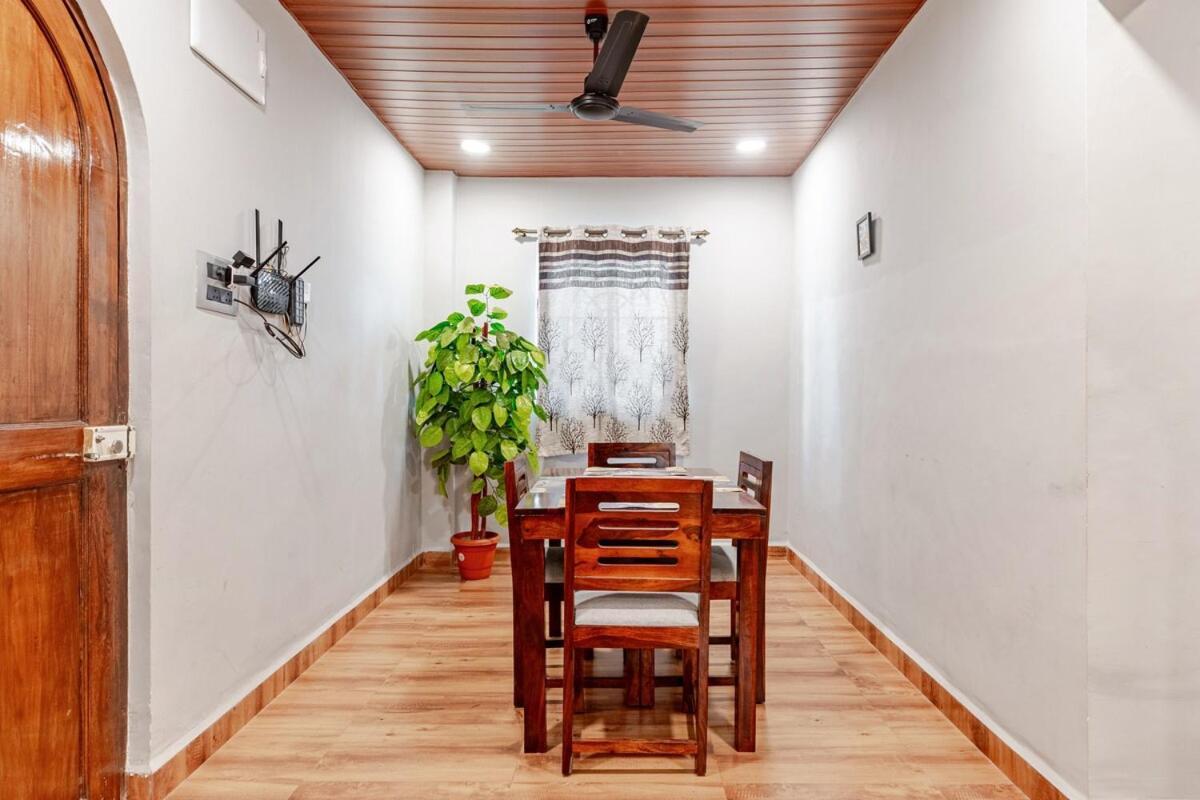 Valerys Nest Bogmalo - Private Villa Near The Beach And Dabolim Airport Exterior photo